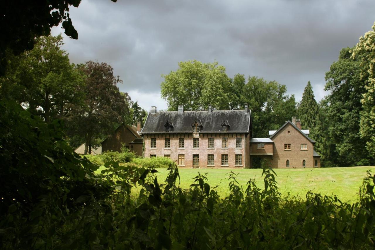 Het Domherenhuis Heusden-Zolder Exterior photo
